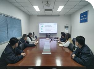 72dab1b5272cfe48f4ff79f44a191b9669730dbdc6b81 S36沙龙会 - 要玩就玩沙龙会